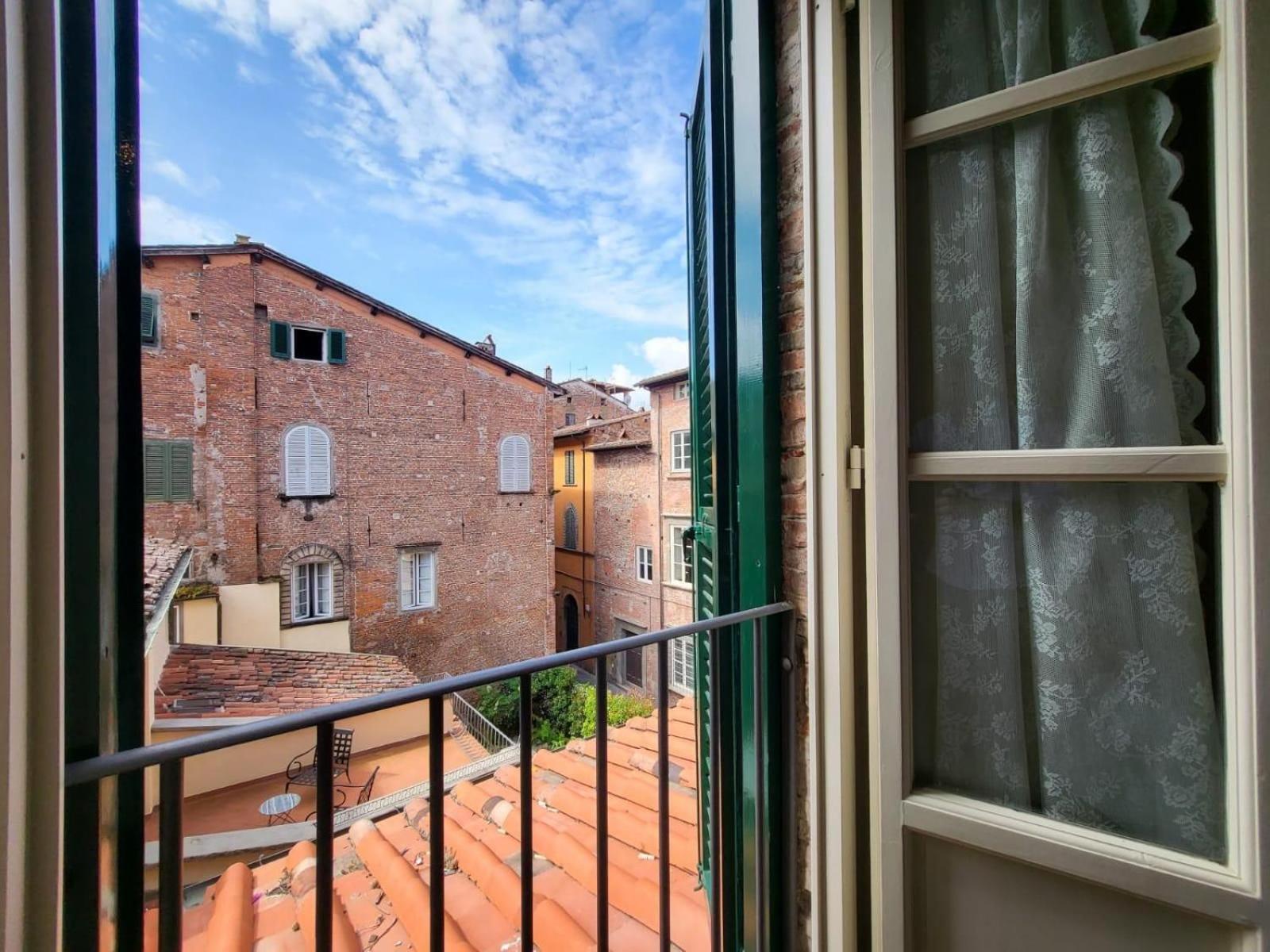 Ferienwohnung Le Antiche Scale 9 Lucca Exterior foto